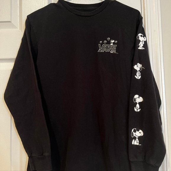 Vans Other - Vans Exclusive Snoopy Long Sleeve Tee